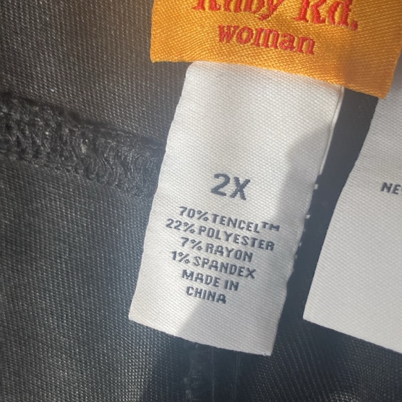 Ruby rd Tencel blend raw hem pull on ankle pant size 2X - Picture 17 of 17